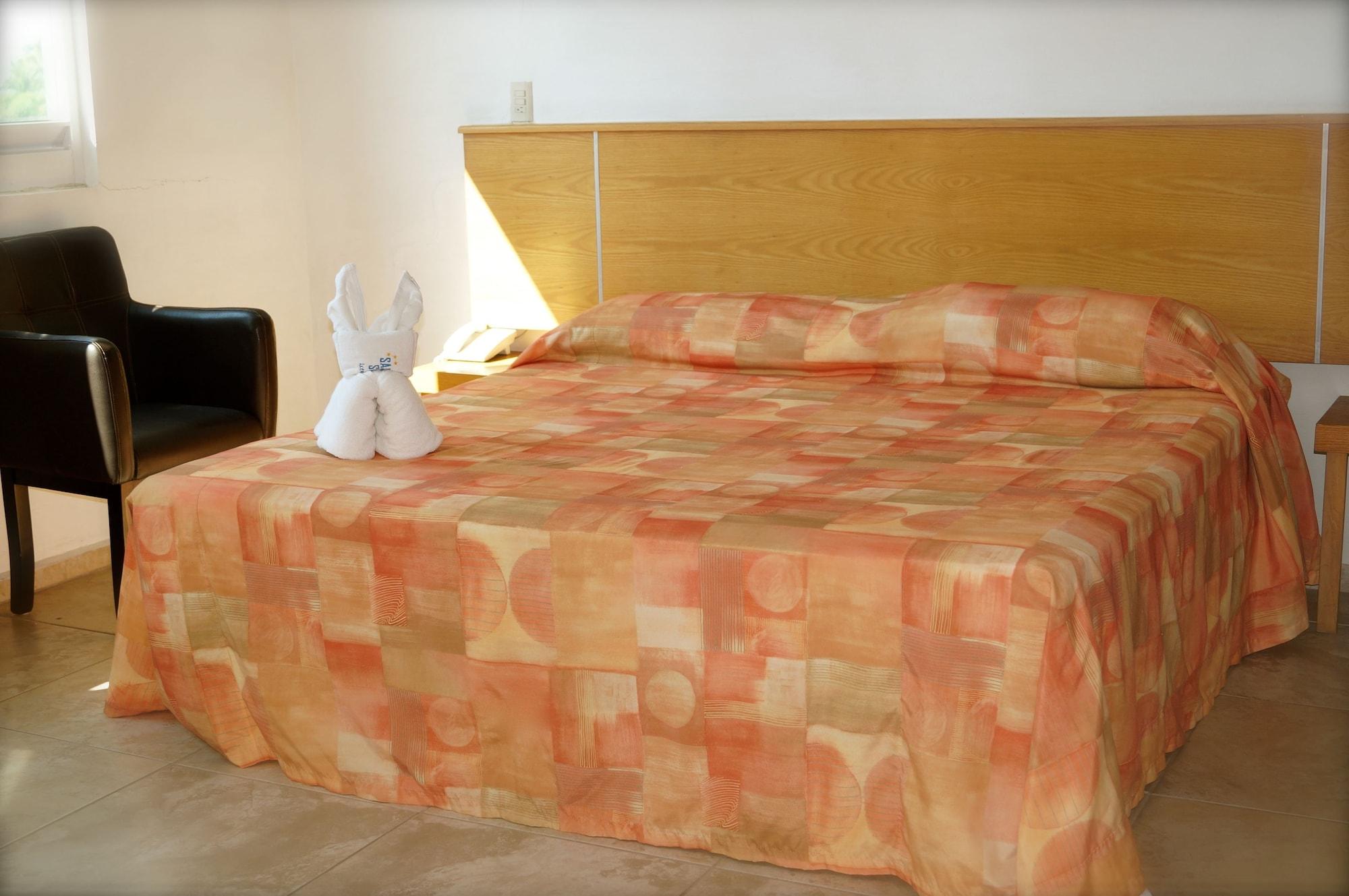 Hotel Sara Suites Ixtapa  Esterno foto