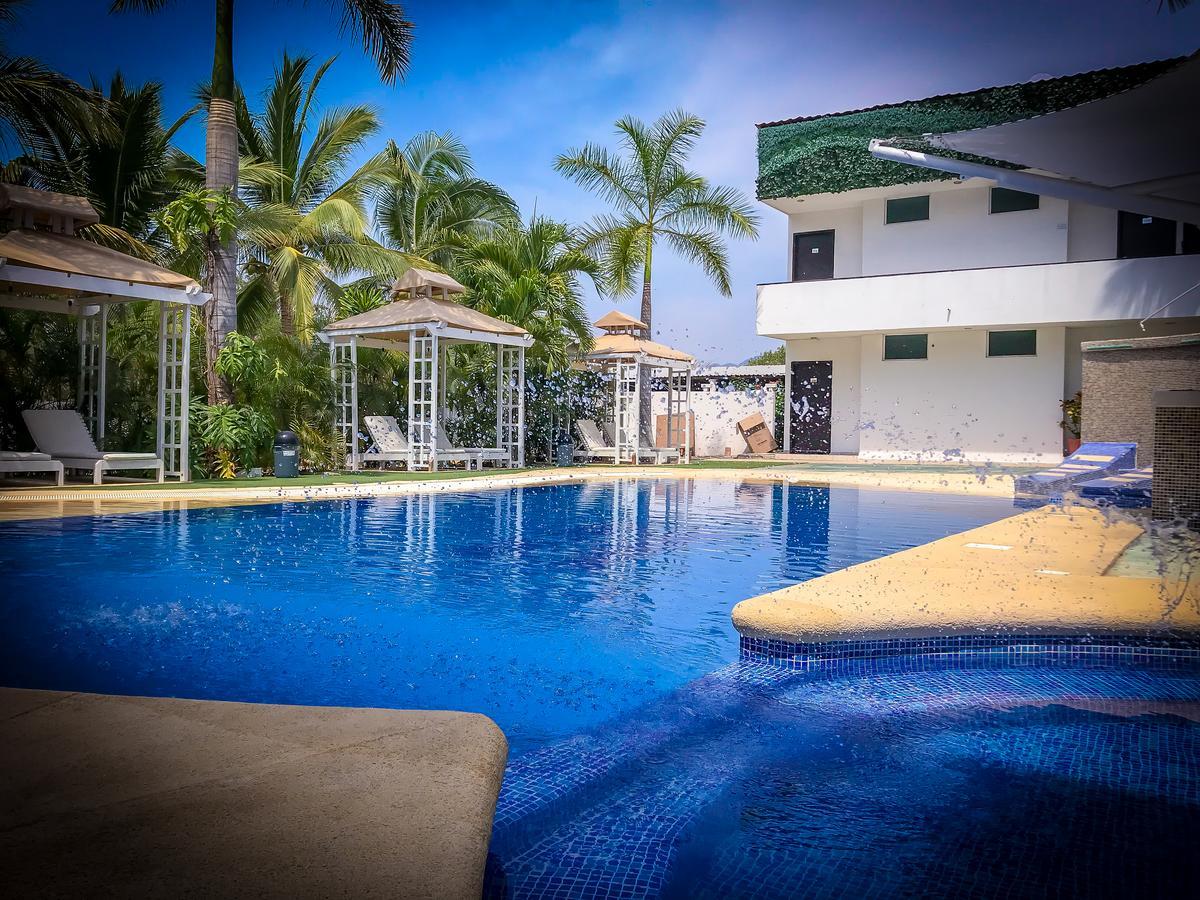 Hotel Sara Suites Ixtapa  Esterno foto